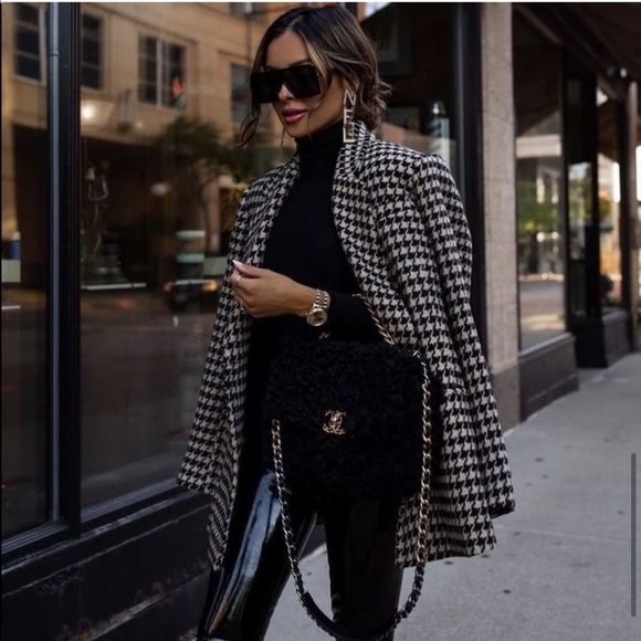 Jackets & Blazers - Black and white houndstooth blazer